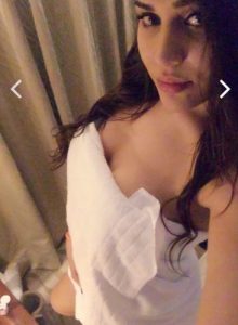 Maltepe Escort Bayan Pelin Harika Gırtlak Sakso Yapıyor
