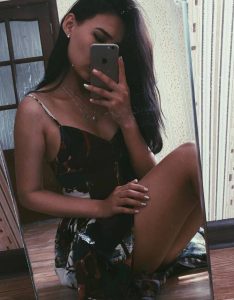 Maltepe Escort Aydınevler Nalan Durmak Öğrenmeden Sevişiyor