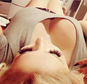 Tuzla Escort Azgın Zeynep Olgun Hoşlananların Favorisidir